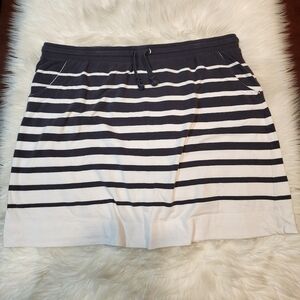 Eddie Bauer Women’s Stretch Skirt striped above knee Size 2xl